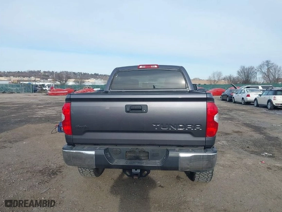 2018 Toyota Tundra 4WD SR5 with VIN 5TFDY5F14JX770184, listed as a IAAI auction lot 41303833 with 93,878 mi miles. Bid and sale history available at carsss.com. Image 16.