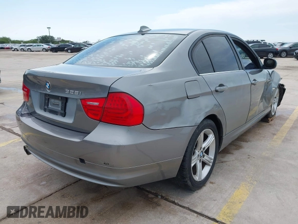 2011 BMW 3 Series 328i xDrive with VIN WBAPK5C50BA661292, listed as a IAAI auction lot 42495770 with 159,036 mi miles and . Bid and sale history available at DreamBid. Image 4.