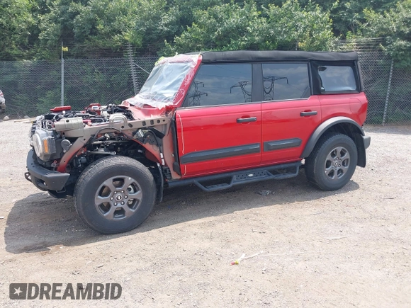 2023 Ford Bronco z VIN 1FMDE5BH8PLB24394, wystawiony jako IAAI lot #42449638 z przebiegiem 96 046 mil mil oraz . Historia ofert i sprzedaży dostępna na DreamBid. Obrazek 18.