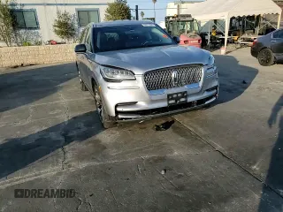 2023 Lincoln Aviator Standard z VIN 5LM5J6XC9PGL01432, wystawiony jako Copart lot #86017864 z przebiegiem Nie podano mil oraz Szkoda całkowita • Salvage title. Historia ofert i sprzedaży dostępna na DreamBid. Obrazek 12.