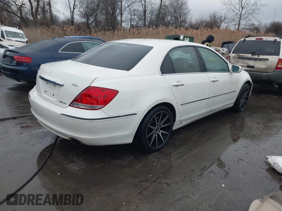 2007 Acura RL Technology with VIN JH4KB16647C004726, listed as a IAAI auction lot 41440758 with 170,879 mi miles and . Bid and sale history available at DreamBid. Image 4.