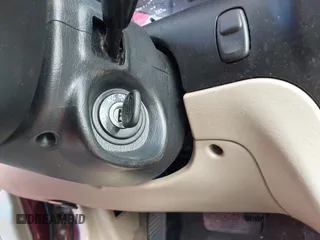 2001 Kia Sephia z VIN KNAFB121715045535, wystawiony jako IAAI lot #41765390 z przebiegiem 128 815 mil mil oraz . Historia ofert i sprzedaży dostępna na DreamBid. Obrazek 11.