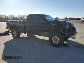 2002 Chevrolet S-10 LS with VIN 1GCCT19W228189014, listed as a Copart auction lot 89177205 with 0 mi miles and Salvage Title. Bid and sale history available at carsss.com. Image 4.