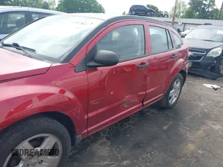 2008 Dodge Caliber SE z VIN 1B3HB28B58D769923, wystawiony jako IAAI lot #42097409 z przebiegiem 156 464 mil mil oraz . Historia ofert i sprzedaży dostępna na DreamBid. Obrazek 6.