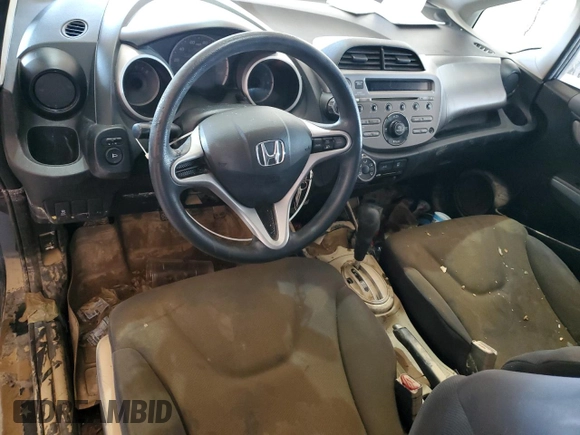 2013 Honda Fit with VIN JHMGE8H35DC070769, listed as a Copart auction lot 46304045 with 0 mi miles and Salvage Title. Bid and sale history available at carsss.com. Image 8.