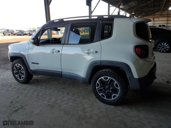 2015 Jeep Renegade Trailhawk with VIN ZACCJBCTXFPB21682, listed as a Copart auction lot 49419375 with 89,089 mi miles and Salvage Title. Bid and sale history available at carsss.com. Image 2.