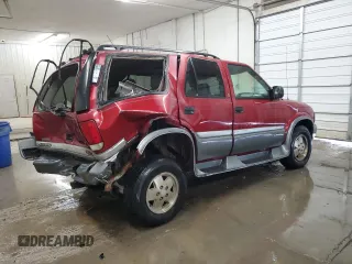 1999 GMC Jimmy SLE with VIN 1GKDT13W3X2535602, listed as a Copart auction lot 83250924 with 203,134 mi miles and Salvage Title. Bid and sale history available at carsss.com. Image 3.