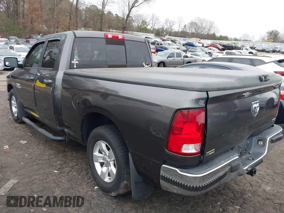 2015 Ram 1500 SLT z VIN 1C6RR6GG9FS512153, wystawiony jako IAAI lot #41475083 z przebiegiem 64 338 mil mil oraz . Historia ofert i sprzedaży dostępna na DreamBid. Obrazek 3.