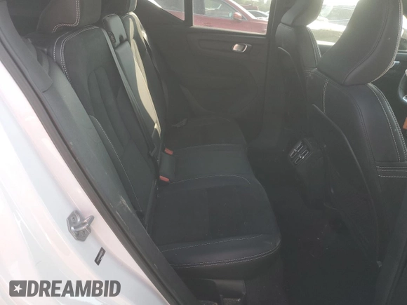2022 Volvo XC40 R-Design с VIN YV4162UM0N2667557, выставлен на аукционе Copart как лот 60994893 с пробегом 36 185 миль миль и Списание • Salvage title. История ставок и продаж доступна на DreamBid. Изображение 11.