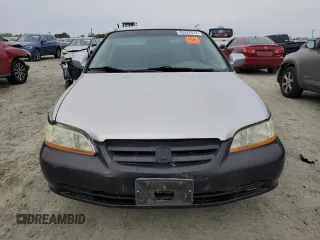 2001 Honda Accord LX z VIN 1HGCG16481A003685, wystawiony jako Copart lot #80932074 z przebiegiem Nie podano mil oraz Szkoda całkowita • Salvage title. Historia ofert i sprzedaży dostępna na DreamBid. Obrazek 5.