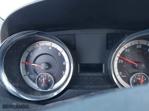 2019 Dodge Grand Caravan SXT with VIN 2C4RDGCGXKR761883, listed as a IAAI auction lot 41822704 with 51,508 mi miles. Bid and sale history available at carsss.com. Image 7.