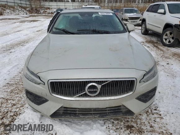 2019 Volvo S60 Momentum with VIN 7JRA22TK8KG004025, listed as a Copart auction lot 83579094 with 79,385 mi miles and Salvage Title. Bid and sale history available at carsss.com. Image 5.
