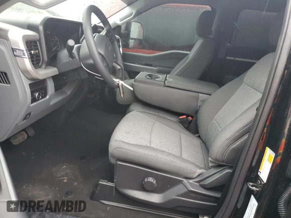 2024 Ford F-350 XL with VIN 1FT8W3BT2REE03102, listed as a Copart auction lot 54721015 with 220 mi miles and Salvage title. Bid and sale history available at DreamBid. Image 7.