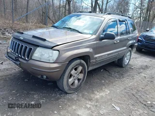 2001 Jeep Grand Cherokee Limited with VIN 1J4GW58N71C587088, listed as a IAAI auction lot 41973901 with 207,075 mi miles. Bid and sale history available at carsss.com. Image 2.