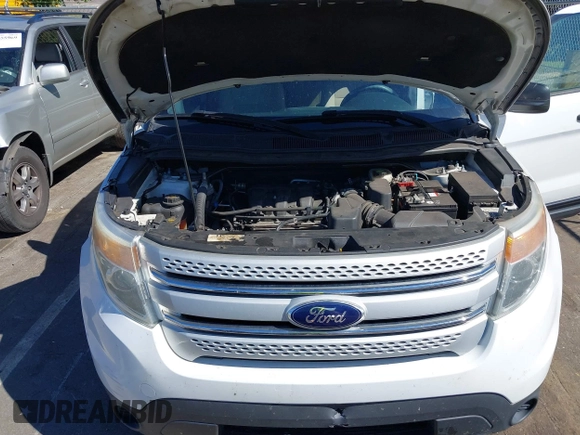 2014 Ford Explorer with VIN 1FM5K8B85EGB25183, listed as a IAAI auction lot 40564997 with 260,522 mi miles and . Bid and sale history available at carsss.com. Image 10.