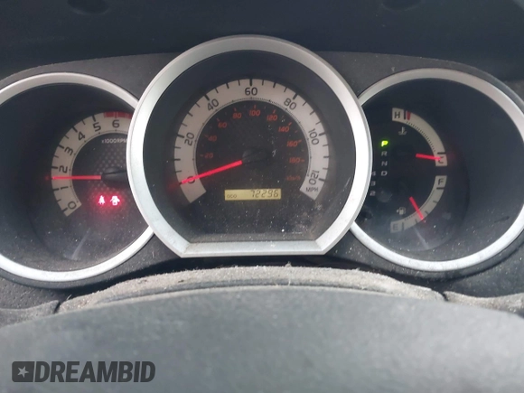 2013 Toyota Tacoma with VIN 3TMLU4EN3DM123470, listed as a IAAI auction lot 41952721 with 72,296 mi miles and . Bid and sale history available at DreamBid. Image 7.