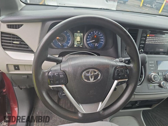 2020 Toyota Sienna LE with VIN 5TDJZ3DC5LS251503, listed as a IAAI auction lot 42610520 with 131,850 mi miles and . Bid and sale history available at DreamBid. Image 32.