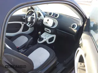 2016 Smart fortwo Passion with VIN WMEFJ5DA4GK068289, listed as a IAAI auction lot 41966659 with 155,009 mi miles and . Bid and sale history available at DreamBid. Image 5.