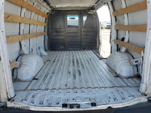 2019 GMC Savana Cargo Van with VIN 1GTW7AFG9K1256506, listed as a Copart auction lot 83844804 with 93,502 mi miles and Salvage Title. Bid and sale history available at carsss.com. Image 10.