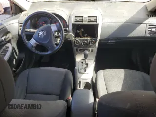2010 Toyota Corolla z VIN 1NXBU4EE3AZ197969, wystawiony jako Copart lot #60699805 z przebiegiem 197 072 mil mil oraz Szkoda całkowita • Salvage title. Historia ofert i sprzedaży dostępna na DreamBid. Obrazek 8.