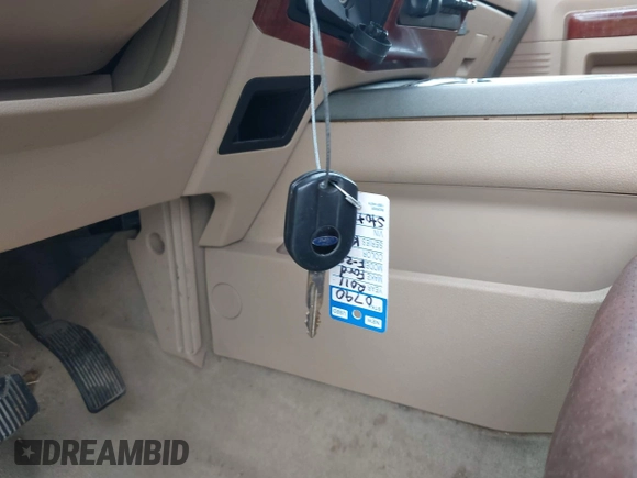 2011 Ford F-250 XL с VIN 1FT7W2BTXBEC10417, выставлен на аукционе IAAI как лот 42156952 с пробегом 206 082 миль миль и . История ставок и продаж доступна на DreamBid. Изображение 11.