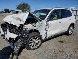 2020 BMW X5 xDrive40i with VIN 5UXCR6C02L9C46986, listed as a Copart auction lot 49099615 with Not provided miles and Salvage title. Bid and sale history available at DreamBid. Image 1.