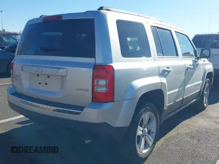 2012 Jeep Patriot Limited with VIN 1C4NJRCB4CD649916, listed as a IAAI auction lot 41732193 with 137,359 mi miles and . Bid and sale history available at carsss.com. Image 4.