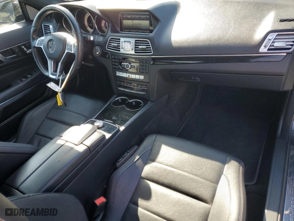 2015 Mercedes-Benz E-Class E 400 with VIN WDDKJ6FB5FF302154, listed as a Copart auction lot 49863275 with 165,582 mi miles and Clean Title. Bid and sale history available at carsss.com. Image 8.