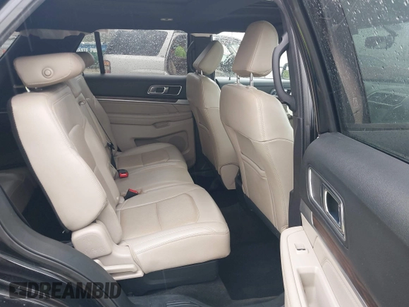 2018 Ford Explorer Limited with VIN 1FM5K7F89JGB67600, listed as a IAAI auction lot 41972087 with 127,221 mi miles and . Bid and sale history available at carsss.com. Image 8.