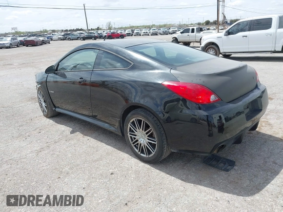 2008 Pontiac G6 GXP with VIN 1G2ZM177084189987, listed as a IAAI auction lot 41890497 with 247,992 mi miles. Bid and sale history available at carsss.com. Image 3.