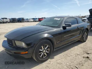 2008 Ford Mustang Deluxe with VIN 1ZVHT80N385191008, listed as a Copart auction lot 49577255 with 221,173 mi miles and Clean Title. Bid and sale history available at carsss.com. Image 1.