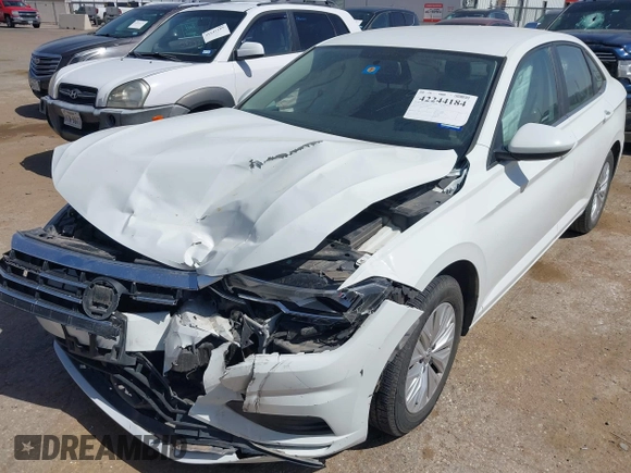 2019 Volkswagen Jetta S z VIN 3VWC57BU7KM110001, wystawiony jako IAAI lot #42244184 z przebiegiem 49 883 mil mil oraz . Historia ofert i sprzedaży dostępna na DreamBid. Obrazek 2.