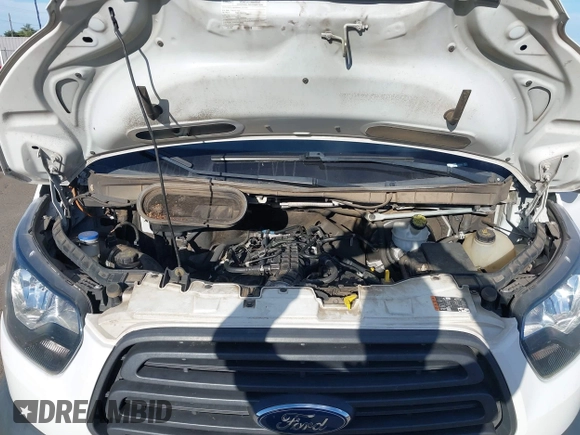 2018 Ford Transit Cargo with VIN 1FTBW3XG8JKA67561, listed as a IAAI auction lot 41997562 with 125,072 mi miles. Bid and sale history available at carsss.com. Image 10.