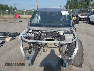 2020 Ford Police Interceptor z VIN 1FM5K8AC1LGC94166, wystawiony jako IAAI lot #42526680 z przebiegiem Nie podano mil oraz . Historia ofert i sprzedaży dostępna na DreamBid. Obrazek 13.