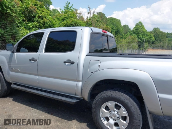 2010 Toyota Tacoma PreRunner with VIN 5TEJU4GN3AZ721657, listed as a IAAI auction lot 42276420 with 226,024 mi miles and . Bid and sale history available at DreamBid. Image 15.