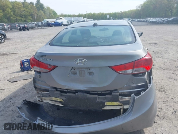 2011 Hyundai Elantra Limited z VIN KMHDH4AE4BU138546, wystawiony jako IAAI lot #42253219 z przebiegiem 108 930 mil mil oraz . Historia ofert i sprzedaży dostępna na DreamBid. Obrazek 16.
