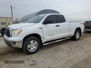 2011 Toyota Tundra 4WD Truck with VIN 5TFUW5F10BX192091, listed as a Copart auction lot 86477114 with 111,745 mi miles and Salvage Title. Bid and sale history available at carsss.com. Image 1.