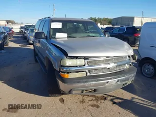 2004 Chevrolet Suburban LS with VIN 3GNEC16Z64G292383, listed as a IAAI auction lot 41471905 with 1 mi miles. Bid and sale history available at carsss.com. Image 1.