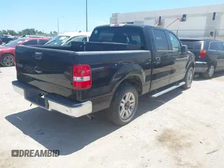 2006 Ford F-150 XLT z VIN 1FTRW12W46FB05899, wystawiony jako IAAI lot #42808707 z przebiegiem 364 716 mil mil oraz . Historia ofert i sprzedaży dostępna na DreamBid. Obrazek 4.