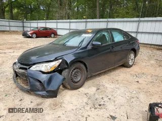 2015 Toyota Camry XLE z VIN 4T1BF1FK3FU973456, wystawiony jako Copart lot #52147105 z przebiegiem Nie podano mil oraz Szkoda całkowita • Salvage title. Historia ofert i sprzedaży dostępna na DreamBid. Obrazek 1.