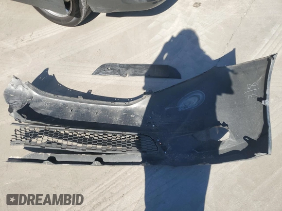 2013 Toyota Sienna LE AAS with VIN 5TDKK3DC1DS351138, listed as a Copart auction lot 46450155 with 130,465 mi miles and Clean Title. Bid and sale history available at DreamBid. Image 13.