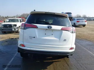 2018 Toyota RAV4 LE with VIN 2T3BFREV5JW854513, listed as a IAAI auction lot 41804823 with 138,476 mi miles. Bid and sale history available at carsss.com. Image 17.