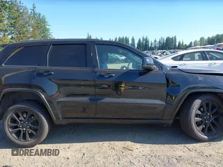 2018 Jeep Grand Cherokee Upland с VIN 1C4RJFAG2JC264565, выставлен на аукционе IAAI как лот 42677466 с пробегом 124 860 миль миль и . История ставок и продаж доступна на DreamBid. Изображение 14.