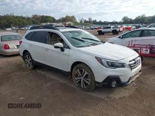 2018 Subaru Outback Limited with VIN 4S4BSANC1J3247101, listed as a IAAI auction lot 40783322 with 1 mi miles. Bid and sale history available at carsss.com. Image 1.
