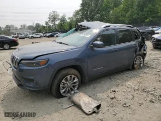 2021 Jeep Cherokee Altitude with VIN 1C4PJMLBXMD210491, listed as a Copart auction lot 55198793 with 13,752 mi miles and Salvage Title. Bid and sale history available at carsss.com. Image 1.