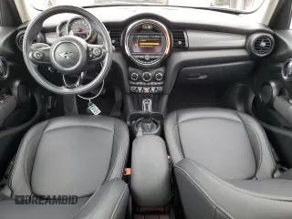 2020 MINI Hardtop 4 Door Cooper with VIN WMWXU7C00L2M50809, listed as a Copart auction lot 48586555 with 29,538 mi miles and Salvage title. Bid and sale history available at DreamBid. Image 8.