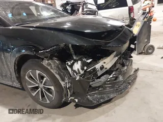 2024 Lexus RZ 300e Premium z VIN JTJABABB4RA001496, wystawiony jako IAAI lot #41402646 z przebiegiem 4 819 mil mil oraz . Historia ofert i sprzedaży dostępna na DreamBid. Obrazek 6.