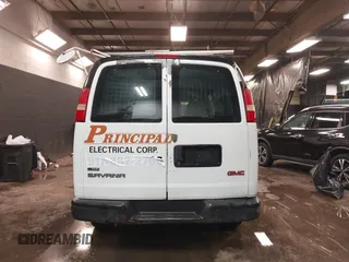 2010 GMC Savana Cargo Van with VIN 1GTZGFBA2A1107221, listed as a IAAI auction lot 41526369 with 91,243 mi miles. Bid and sale history available at carsss.com. Image 16.
