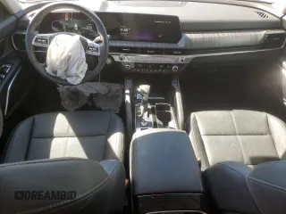 2025 Kia Telluride EX with VIN 5XYP34GC1SG575766, listed as a Copart auction lot 47440575 with 2,978 mi miles and Salvage Title. Bid and sale history available at DreamBid. Image 8.