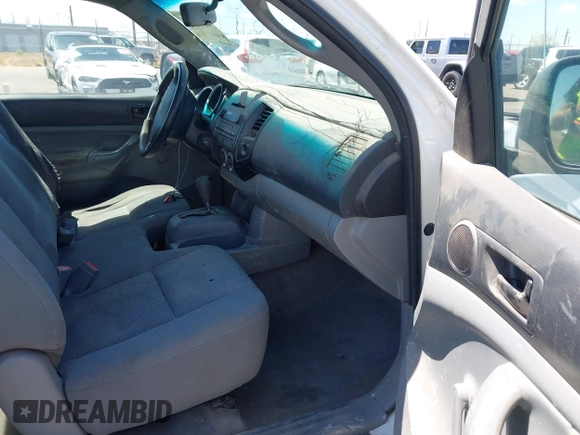2006 Toyota Tacoma with VIN 5TENX22N06Z164962, listed as a IAAI auction lot 42067537 with 296,453 mi miles. Bid and sale history available at carsss.com. Image 5.